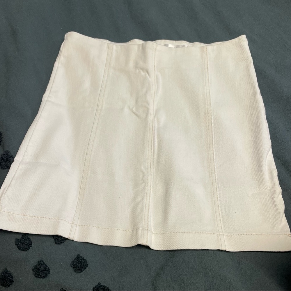 Vestique denim white skirt
